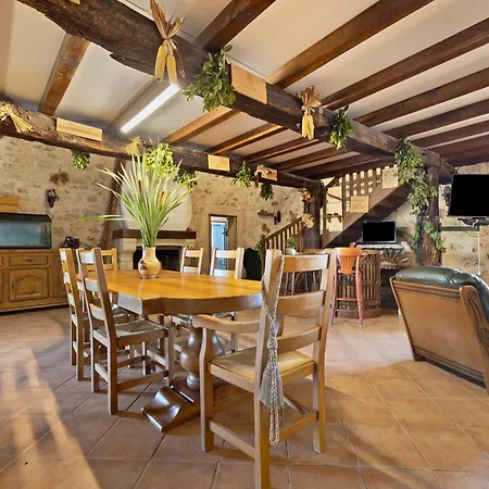 Ferienhaus Maison A La Campagne Saint-Vallier (Charente)