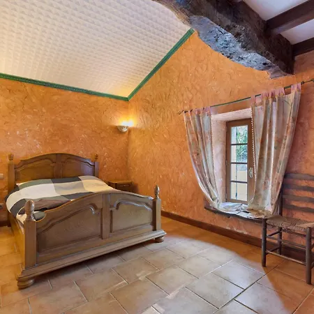 Maison A La Campagne * Saint-Vallier (Charente)