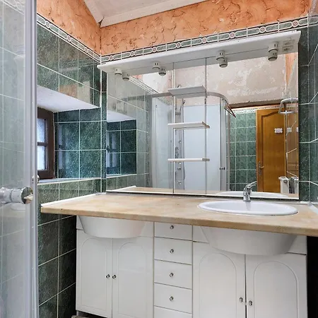 Maison A La Campagne Saint-Vallier (Charente)